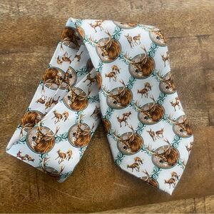 Deer head hunting neck tie for sportsman